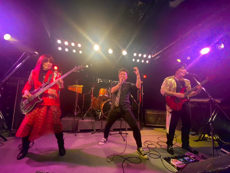 2025年9月21日(日)熊本Django『 地獄は楽しい所だぜ5 』演奏の様子